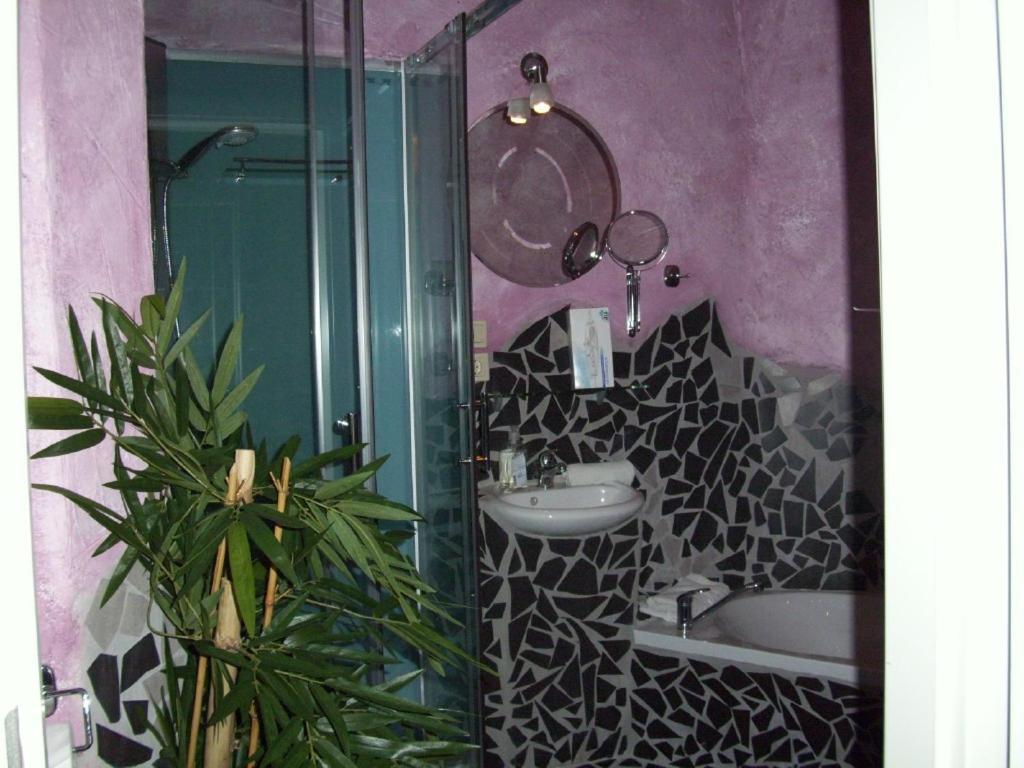 Fritzis Art Hotel Filderstadt Room photo
