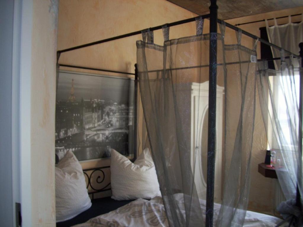 Fritzis Art Hotel Filderstadt Room photo